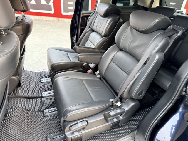 豪華七人座親子車   天窗  里程保證  全車原鈑件  歡迎賞車試乘  第15張相片