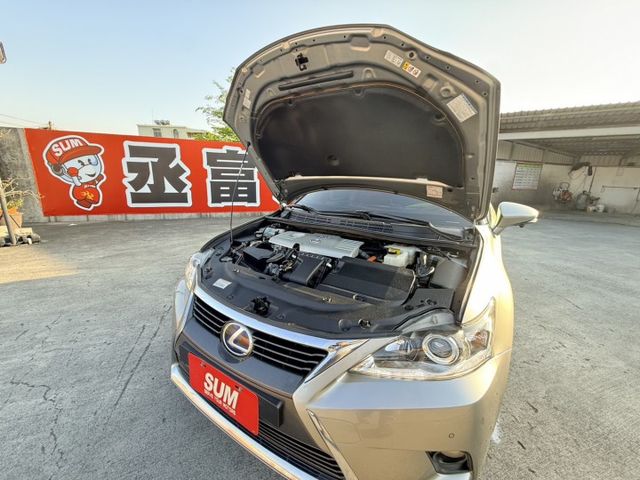 安卓影音多合一  里程保證  原廠保養紀錄完整  歡迎賞車試乘  第20張相片