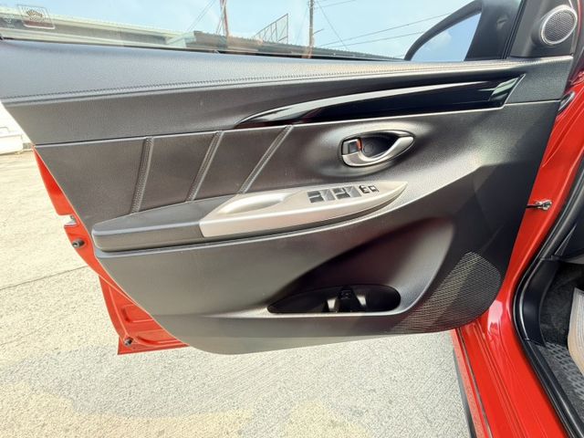 S版  里程保證9萬km  空力套件  影音多合一  歡迎賞車試乘  第15張相片