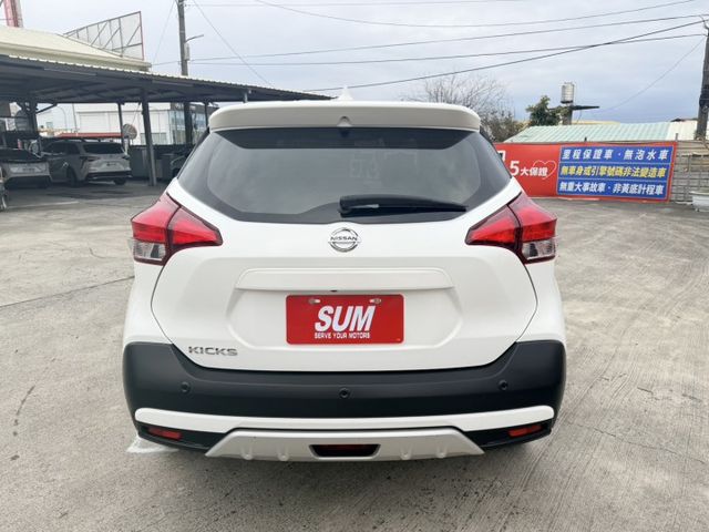 智行旗艦版  360度環景  里程保證7萬5km  全車全鈑件  歡迎賞車試乘  第6張相片