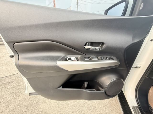 智行旗艦版  360度環景  里程保證7萬5km  全車全鈑件  歡迎賞車試乘  第14張相片