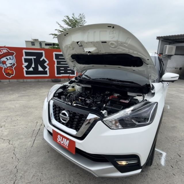 智行旗艦版  360度環景  里程保證7萬5km  全車全鈑件  歡迎賞車試乘  第18張相片