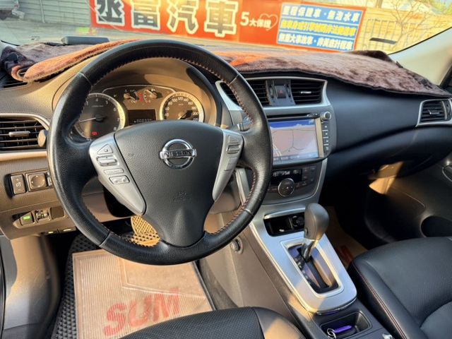 I-KEY  恆溫  里程保證4萬7km  影音多合一  歡迎賞車試乘  第8張相片