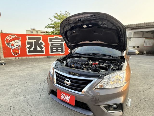 I-KEY  恆溫  里程保證4萬7km  影音多合一  歡迎賞車試乘  第17張相片