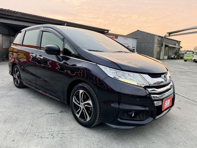 豪華七人座親子車   天窗  里程保證  全車原鈑件  歡迎賞車試乘  第3張相片