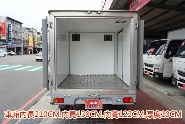 (零下-20度) 2019年 菱利冷凍車 / 後車箱雙夾層可拆除.全車水噹噹 / 零頭款.可全額貸款  第9張相片