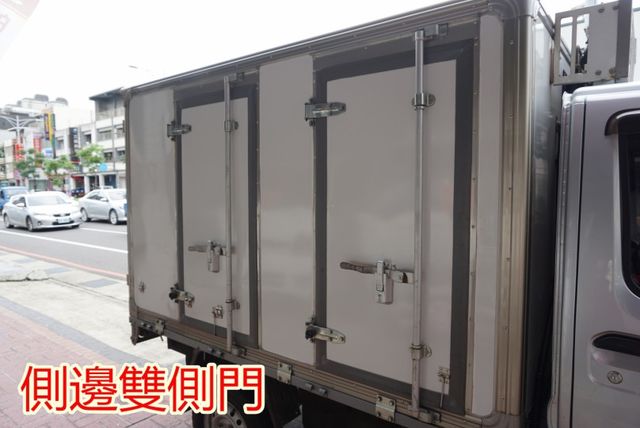 (零下-20度) 2019年 菱利冷凍車 / 後車箱雙夾層可拆除.全車水噹噹 / 零頭款.可全額貸款  第11張相片