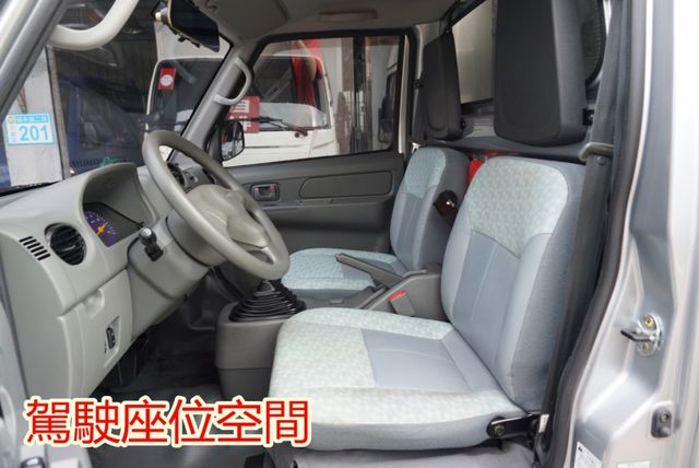 (零下-20度) 2019年 菱利冷凍車 / 後車箱雙夾層可拆除.全車水噹噹 / 零頭款.可全額貸款  第13張相片