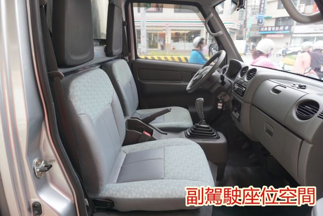 (零下-20度) 2019年 菱利冷凍車 / 後車箱雙夾層可拆除.全車水噹噹 / 零頭款.可全額貸款  第14張相片