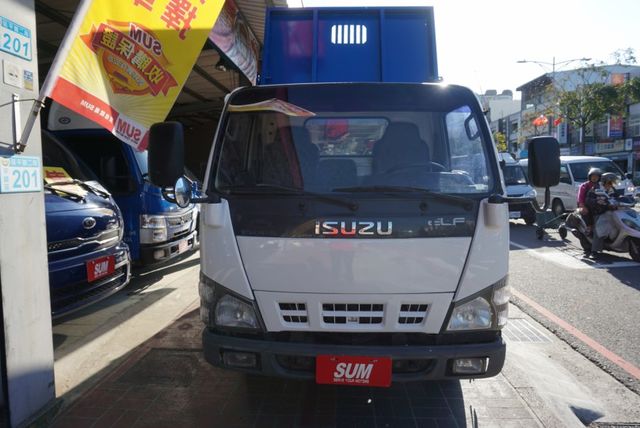 2007年 五十鈴10尺半傾卸斗 .舉斗 /全車水噹噹 / 零頭款.可全額貸款  第3張相片