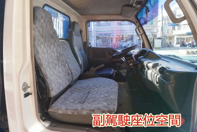 2007年 五十鈴10尺半傾卸斗 .舉斗 /全車水噹噹 / 零頭款.可全額貸款  第11張相片
