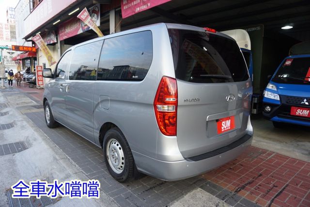 (8人座) 2019年 現代史塔瑞斯 / 附定速系統. 100%全車原鈑件 / 零頭款.可全額貸款  第5張相片