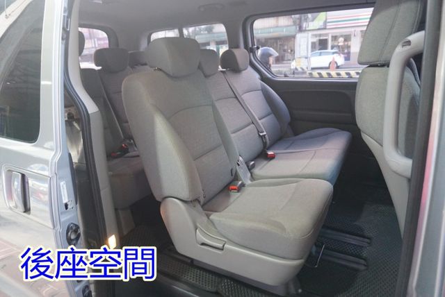 (8人座) 2019年 現代史塔瑞斯 / 附定速系統. 100%全車原鈑件 / 零頭款.可全額貸款  第14張相片