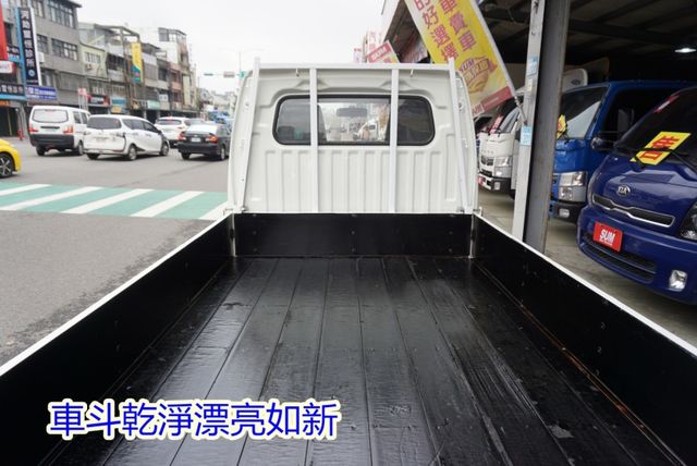 (只跑6萬) 2017年 菱利貨車 / 全車水噹噹 / 零頭款.可全額貸款  第9張相片