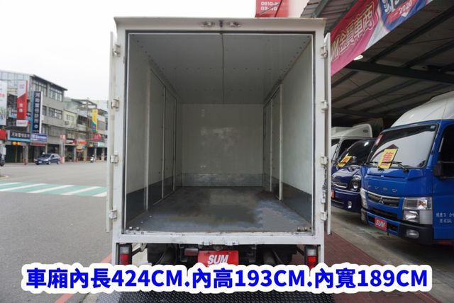 (只跑4萬多.可改車斗) 2021年 堅達14尺纖維廂 /附4路行車紀錄器/100%全車原鈑件.零頭款.可全額貸款  第11張相片