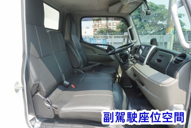 (只跑3萬多.車廂可改成車斗) 2022年 堅達11尺半纖維廂 / 100%全車原鈑件 /. 零頭款.可全額貸款  第12張相片