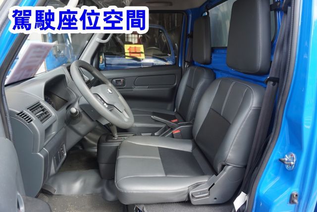 (只跑9000多公里.稀有自排) 2022年 菱利纖維廂貨車 / 100%全車原鈑件. 附定速.零頭款.可全額貸款  第12張相片