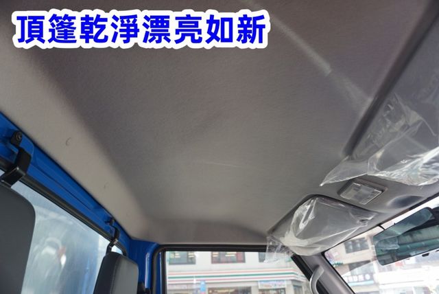 (只跑9000多公里.稀有自排) 2022年 菱利纖維廂貨車 / 100%全車原鈑件. 附定速.零頭款.可全額貸款  第16張相片