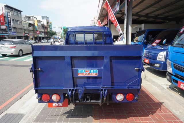 (附2.5尺升降尾門.6人座) 2019年 卡旺雙廂貨車 / 100%全車原鈑件.附前後行車紀錄器/ 零頭款.可全額貸款  第6張相片