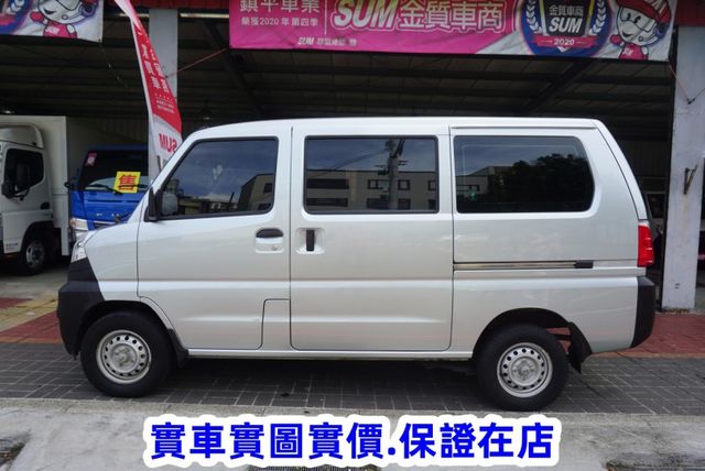 (只跑4萬多) 2021年 菱利客貨兩用車 / 附盲點偵測.雙安全氣囊 / 100%全車原鈑件 / 零頭款.可全額貸款  第8張相片