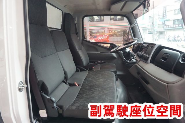 (零下-20度) 2019年 堅達11尺半冷凍車 / 100%全車原鈑件 / 零頭款.可全額貸款  第14張相片
