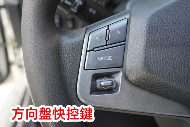 (只跑5萬多.8人座)2020年史塔瑞斯客貨兩用車/100%全車原鈑件/附安卓機.導航.4路行車紀錄器/零頭款.可全額貸  第17張相片