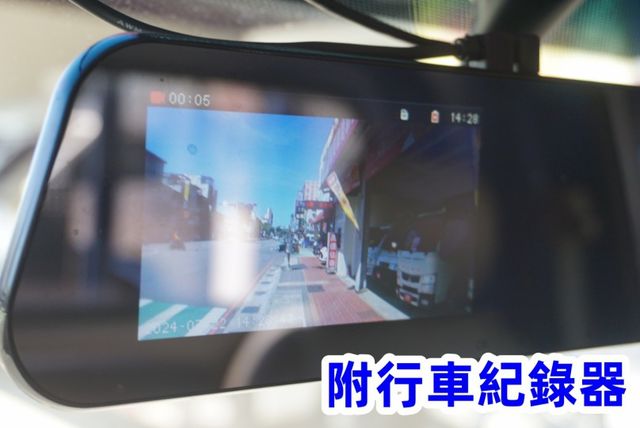 (只跑3萬多.稀有自排.附2.5尺升降尾門)2021年 現代小霸王單廂貨車 / 附行車紀錄器 .零頭款.可全額貸款  第13張相片