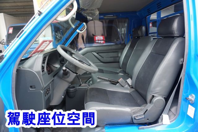 (稀有自排.只跑3萬多.附2.5尺升降尾門) 2022年 得利卡貨車 / 100%全車原鈑件 / 零頭款.可全額貸款  第11張相片