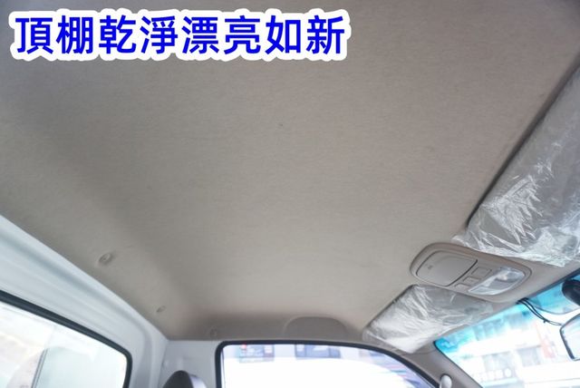 (只跑2萬多.稀有自排.附2.5尺升降尾門) 2021年現代小霸王貨車 / 100%全車原鈑件 / 零頭款.可全額貸款  第16張相片