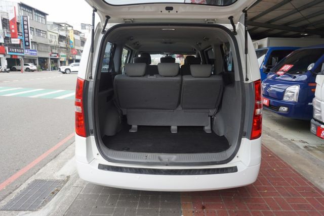 (只跑5萬多.8人座) 2020年 史塔瑞斯客貨兩用車/ 100%全車原鈑件/附安卓機.GPS導航/零頭款.可全額貸款  第9張相片