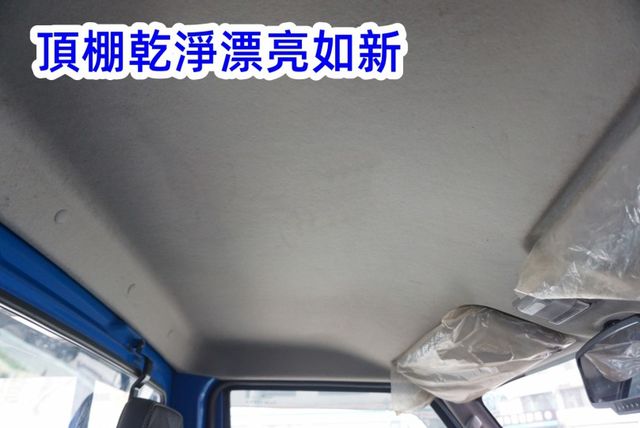 (只跑4萬多.稀有自排.附3面掀布篷) 2020年 菱利貨車 / 100%全車原鈑件 / 零頭款.可全額貸款  第16張相片