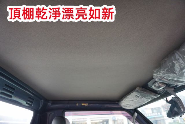 (只跑1萬多) 2021年 得利卡纖維廂貨車  / 前後行車紀錄器 . 全車水噹噹 / 零頭款.可全額貸款  第14張相片