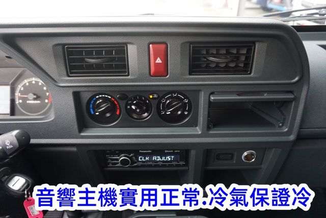 (只跑1萬多) 2021年 得利卡纖維廂貨車  / 前後行車紀錄器 . 全車水噹噹 / 零頭款.可全額貸款  第15張相片