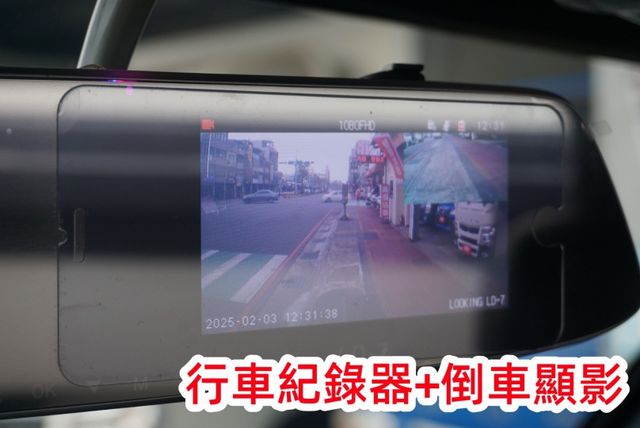 (只跑1萬多) 2021年 得利卡纖維廂貨車  / 前後行車紀錄器 . 全車水噹噹 / 零頭款.可全額貸款  第16張相片