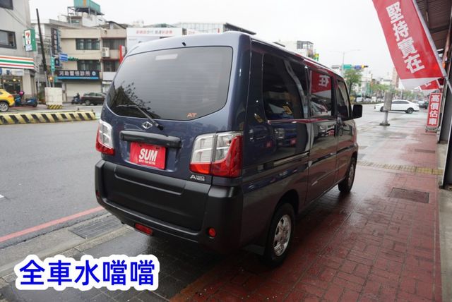 (稀有自排. 只跑4萬多) 2021年 菱利客貨兩用車 / 100%全車原鈑件 / 零頭款.可全額貸款  第7張相片