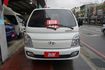 (只跑1萬多.稀有自排.附4尺尾門) 2023年 現代小霸王貨車 / 100%全車原鈑件 / 零頭款.可全額貸款  第3張縮圖