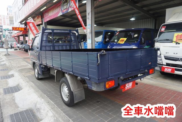 (只跑2萬多) 2022年 得利卡貨車 / 全車水噹噹 / 100%全車原鈑件 / 零頭款.可全額貸款  第5張相片