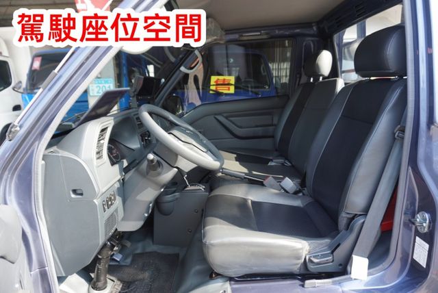 (只跑2萬多) 2022年 得利卡貨車 / 全車水噹噹 / 100%全車原鈑件 / 零頭款.可全額貸款  第10張相片