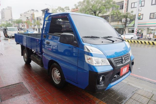(只跑5萬) 2020中華得利卡貨車 / 全車100%原鈑件  第4張相片