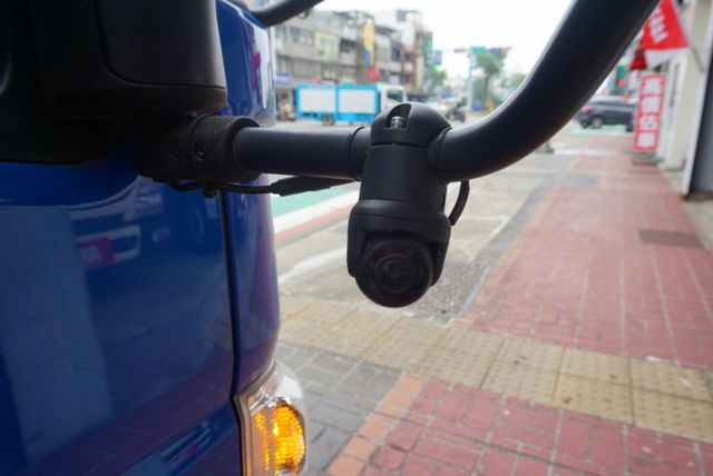 2021年堅達11尺半貨車 / 附(全新)升降布篷+2尺半尾門升降機 /零頭款全額貸/倒車顯影視野輔助系統/ABS  第14張相片