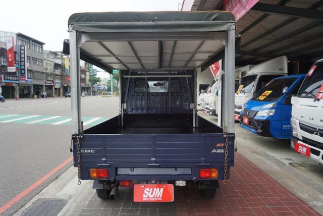 (只跑3萬)(自排貨車)2022年菱利貨車,附三面掀布篷 ,零頭款.可全額貸  第8張相片
