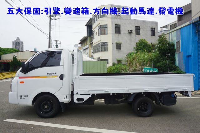 (自排)2023年現代PORTER / 三人座/ ABS/ 全車原鈑件 / 零頭款 可全額貸款  第5張相片