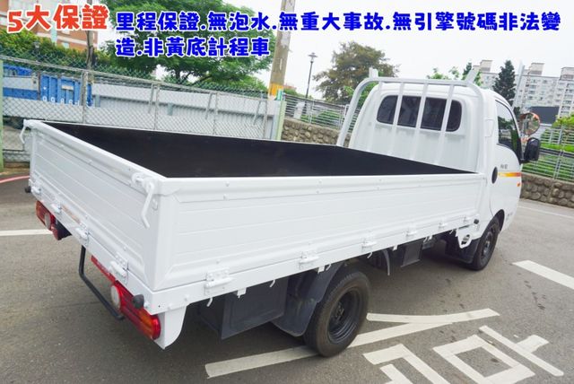 (自排)2023年現代PORTER / 三人座/ ABS/ 全車原鈑件 / 零頭款 可全額貸款  第7張相片