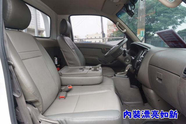 (自排)2023年現代PORTER / 三人座/ ABS/ 全車原鈑件 / 零頭款 可全額貸款  第11張相片