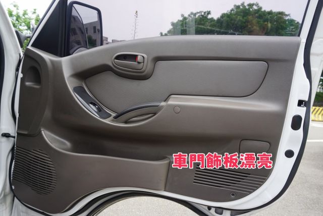 (自排)2023年現代PORTER / 三人座/ ABS/ 全車原鈑件 / 零頭款 可全額貸款  第13張相片
