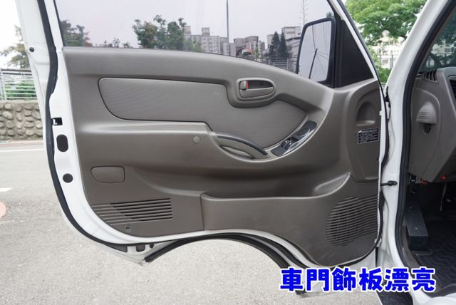 (自排)2023年現代PORTER / 三人座/ ABS/ 全車原鈑件 / 零頭款 可全額貸款  第14張相片