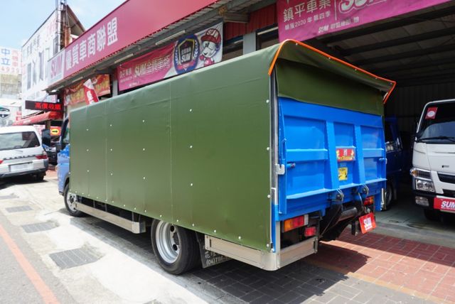 (全新) 升降布篷 , 2021年中華堅達14呎貨車,附升降尾門+升降布篷 / 倒車顯影/ 安卓機 /零頭款可全額貸  第9張相片