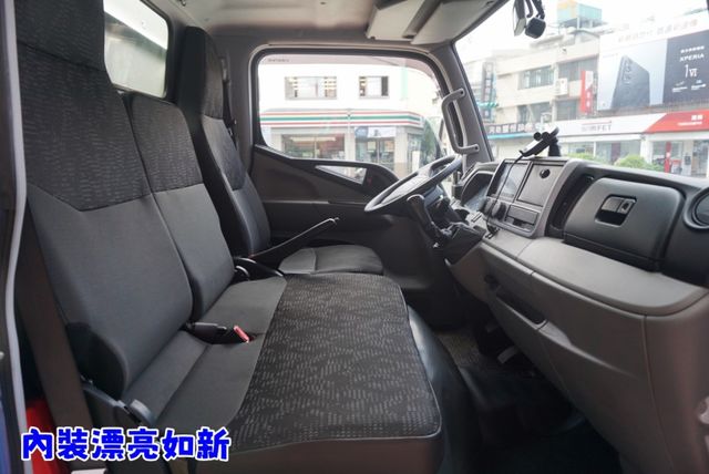 (全新) 升降布篷 , 2021年中華堅達14呎貨車,附升降尾門+升降布篷 / 倒車顯影/ 安卓機 /零頭款可全額貸  第17張相片