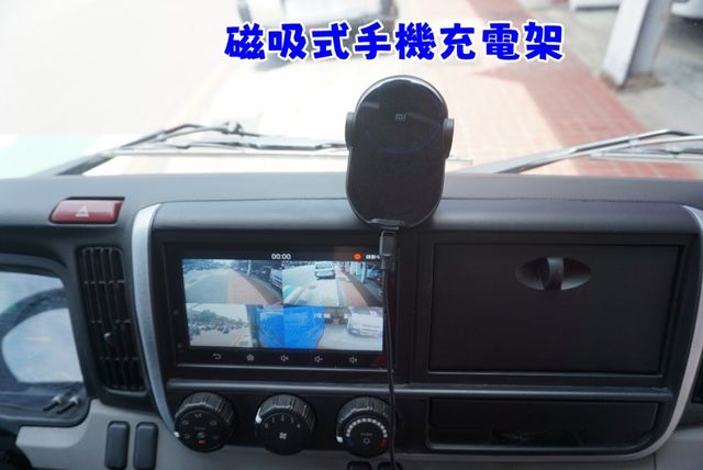 (全新) 升降布篷 , 2021年中華堅達14呎貨車,附升降尾門+升降布篷 / 倒車顯影/ 安卓機 /零頭款可全額貸  第20張相片