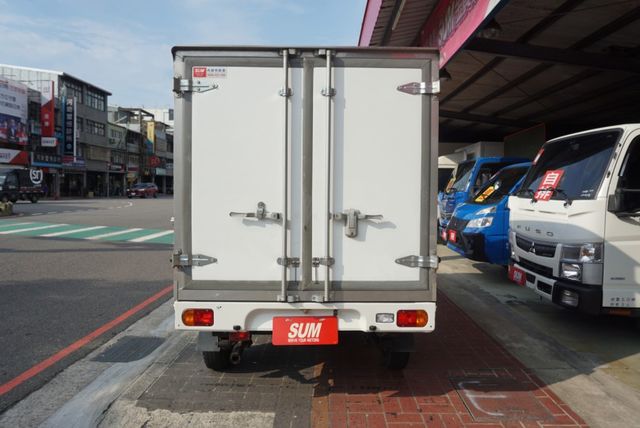 (自排)(只跑3萬) 2022年菱利零下-5度冷凍車 /一手車/零頭款.可全額貸款/ABS/定速/全車原鈑件  第7張相片